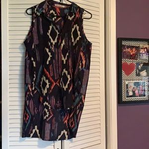 High low tribal print sleeveless button up !!